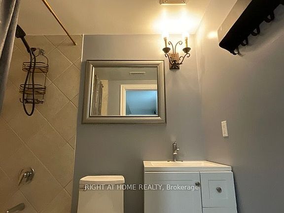 4th image of 214 Clanton Park Rd