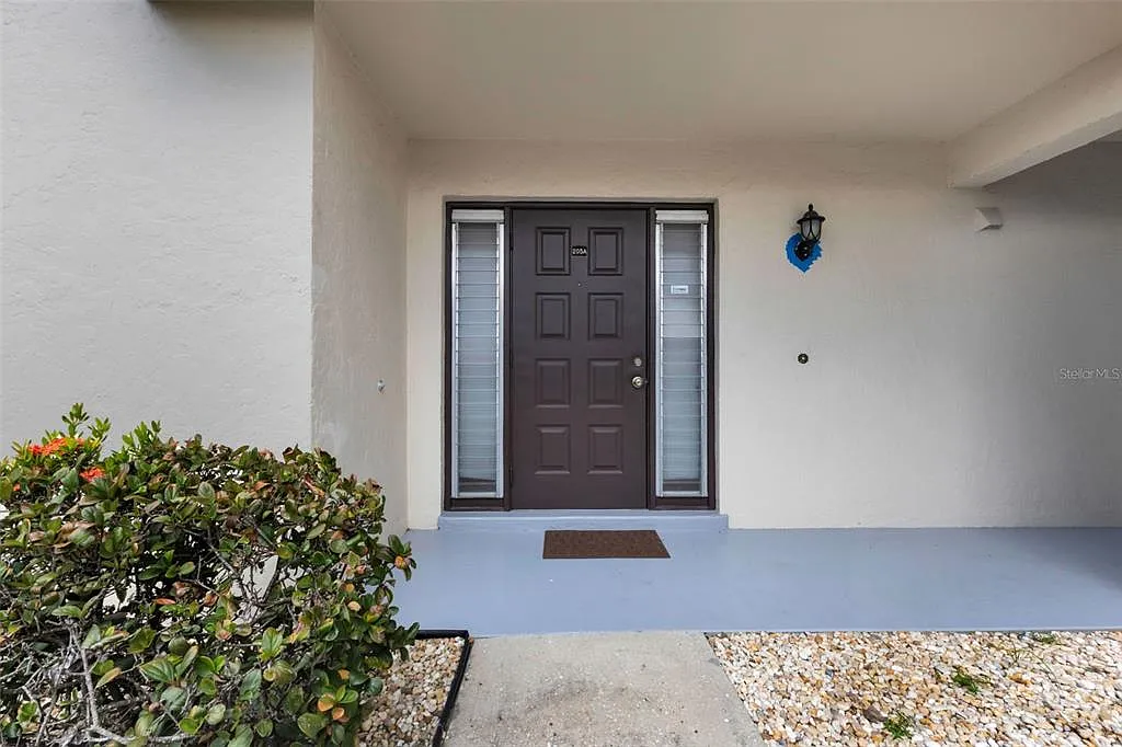 2 bed, 2.0 bath, 1114 sqft, $1,650 — Photo 4