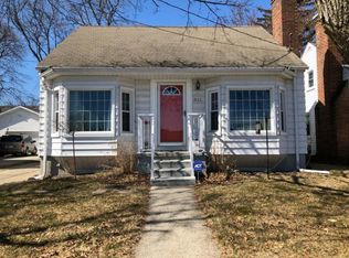 811 Merrill St, Lansing, MI 48912