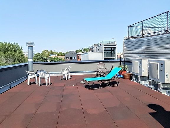 2nd image of 106 Meserole St #4L