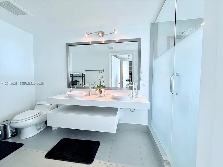 92 SW 3rd St #4311 — Photo 29