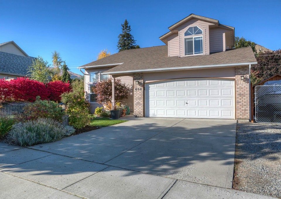 1st image of 406 Castlewood Pl