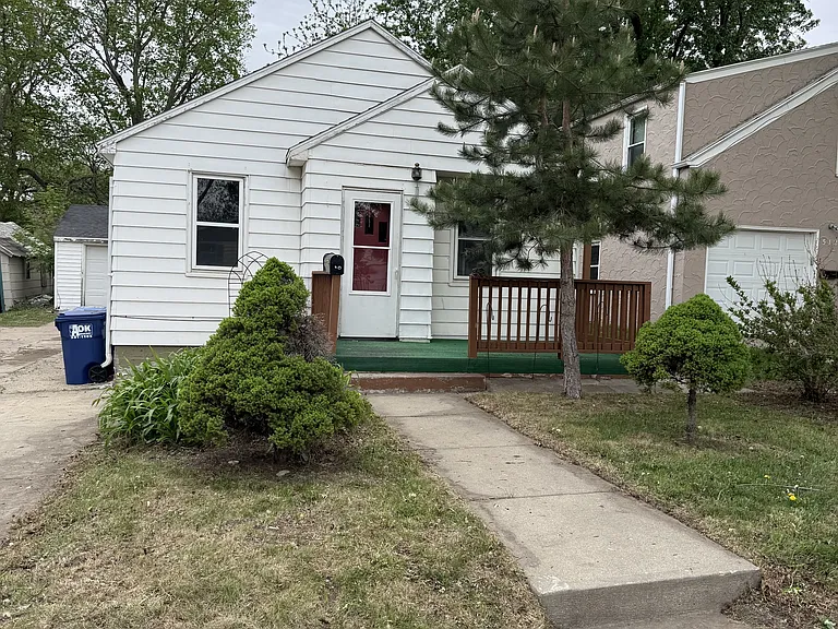514 N French Ave — Photo 7