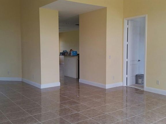 5th image of 1218 SE 12th Dr