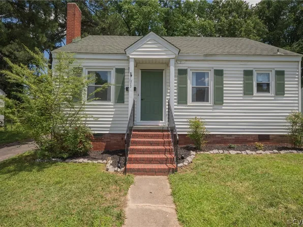 803 Kensington Ave, Colonial Heights, VA 23834