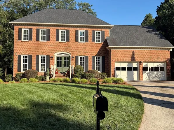 9436 Hathwyck Ct, Matthews, NC 28105