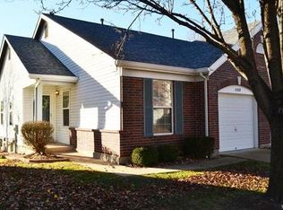 1569 Forest Springs Dr, Ballwin, MO 63021