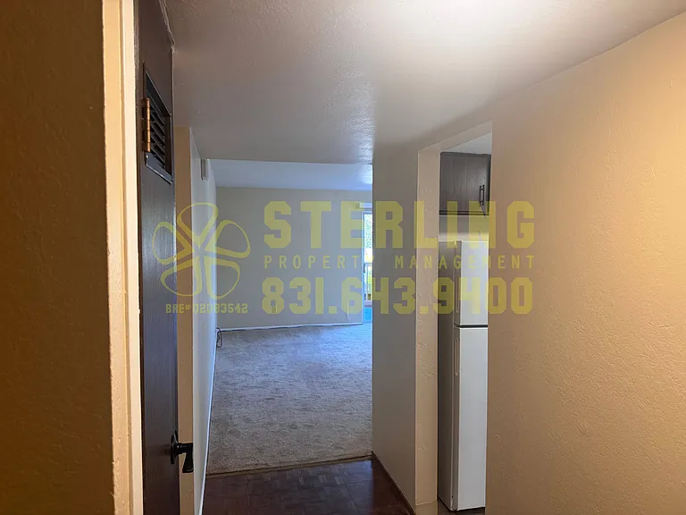 910 Wainwright Street - Monterey — Photo 9