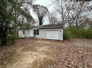 5615 Carter Dr, House Springs, MO