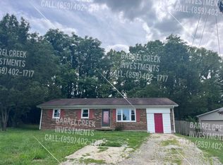 214 Center Dr, Winchester, KY 40391