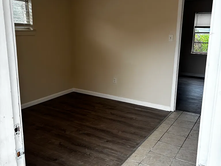 1434 Saint Andrew St #12 — Photo 3