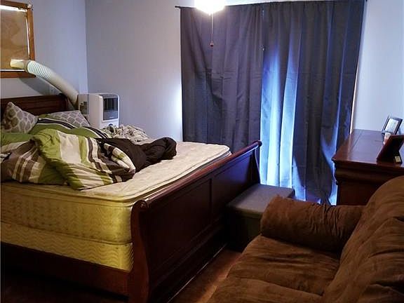 5th image of 44 Hinchey Ave