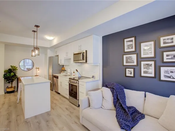 243 Northfield Drive East Dr #208, Waterloo, ON N2K 0H2