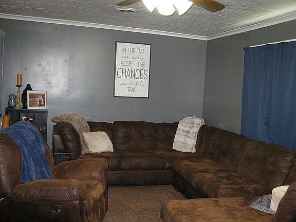 4th image of 804 W 11th St