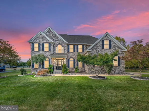 183 Laristone Ct, Clayton, DE 19938