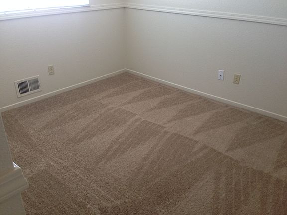 4th image of 3163 Myles Dr