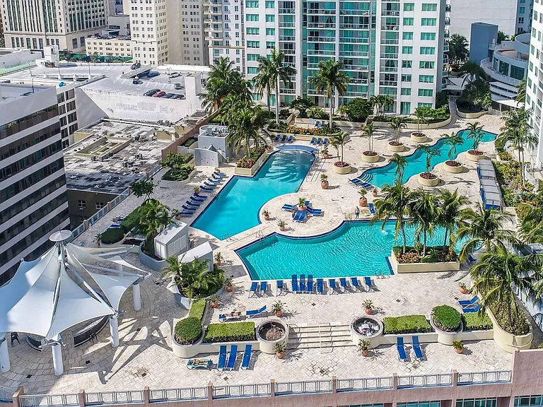 244 Biscayne Blvd #2607 — Photo 17