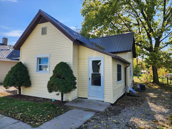 1015 Tuttle Ave, Crawfordsville, IN 47933