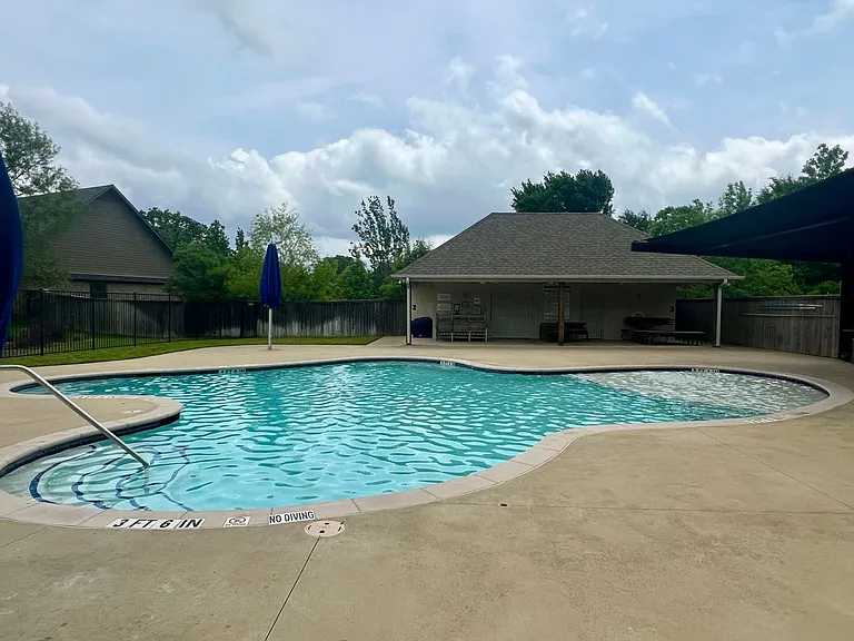7315 Rolling Acres Pl — Photo 36