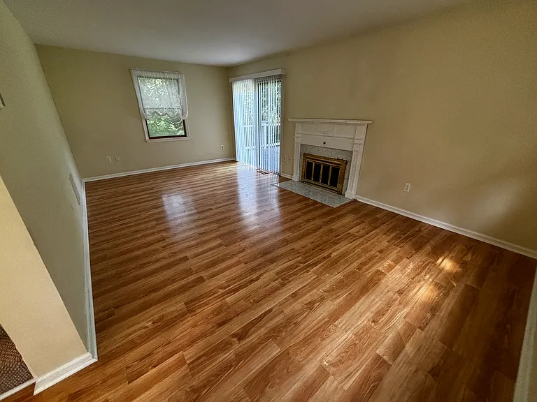 11503 Belair Rd — Photo 3