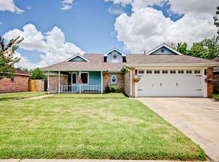 1917 Whitebriar Dr, Deer Park, TX 77536