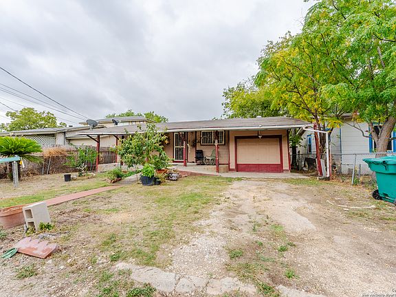 2nd image of 306 La Manda Blvd