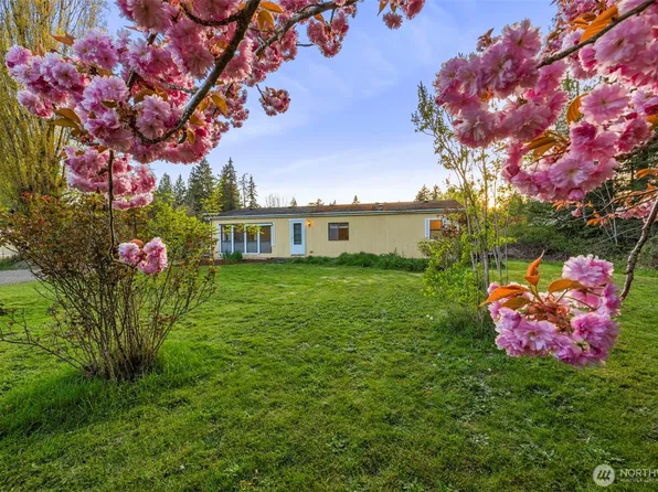 2912 Erlands Point Road NW, Bremerton, WA 98312