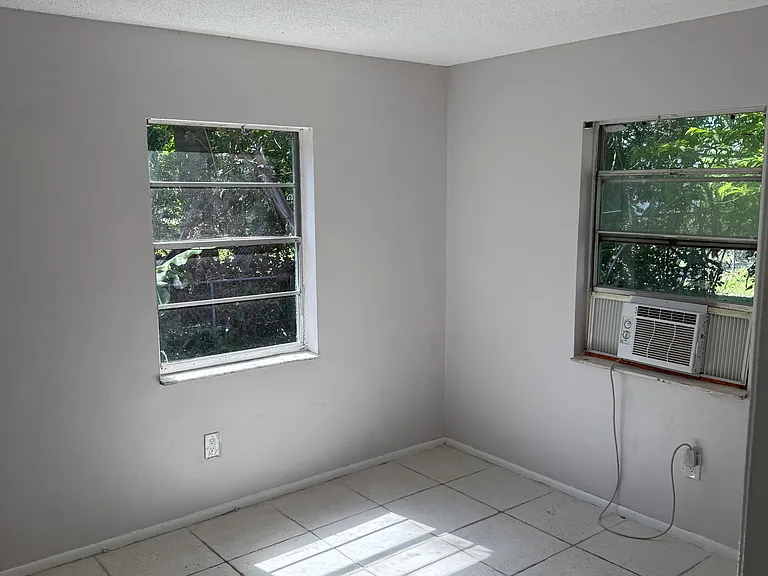 2143 Laura Ln #47A — Photo 14