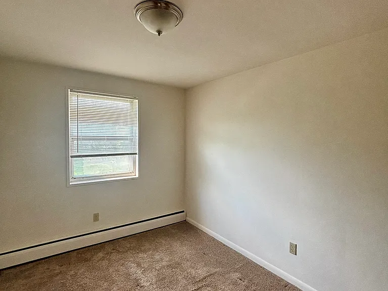 104 Hinchey Ave #3 — Photo 9