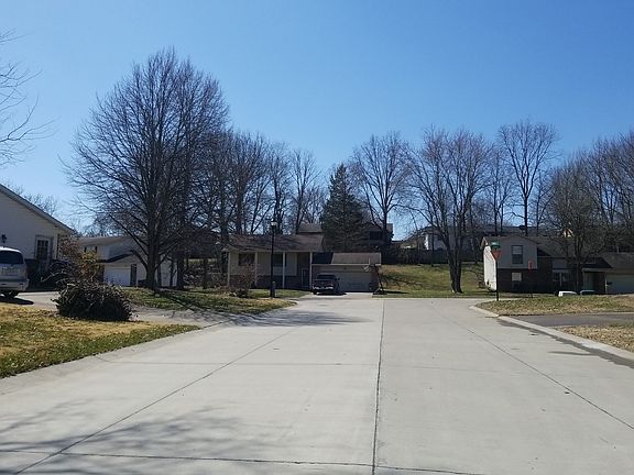4th image of 1938 Longview Dr