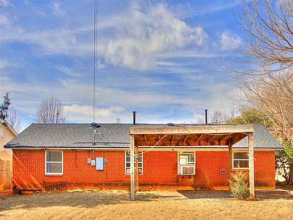 5th image of 1104 Stansell Dr