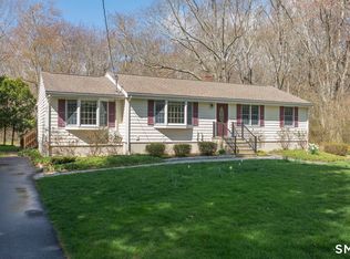 59 Corey Ln E, Niantic, CT 06357
