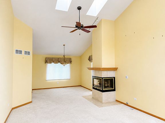 2nd image of 10427 Songbird Cir
