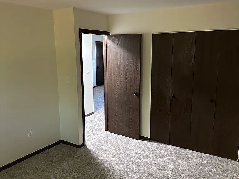 231 Spring Garden Ave — Photo 7