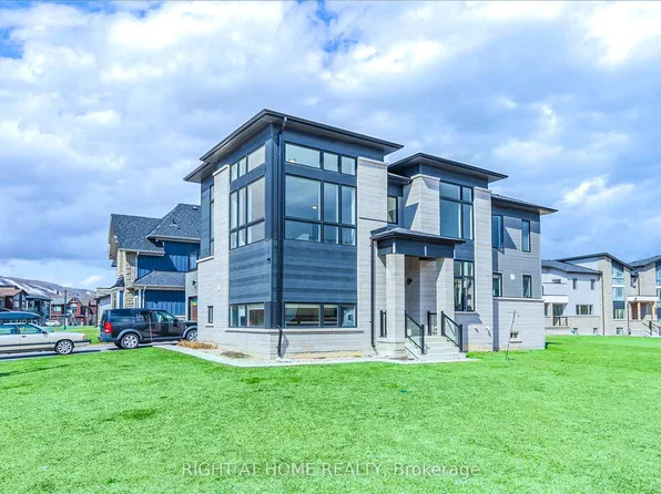 120 Stoneleigh Dr, The Blue Mountains, ON L9Y 4X5