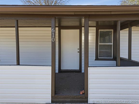 5th image of 610 N Grant Ave