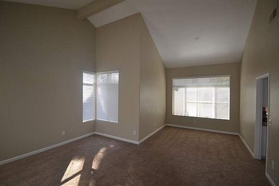 5th image of 30643 Willow Village Dr