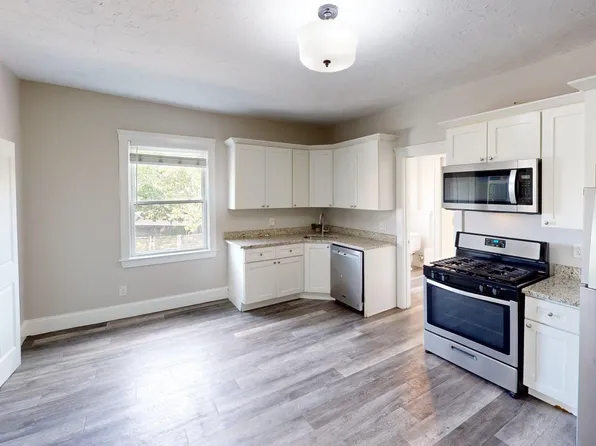 108 Meridian St #3, Boston, MA 02128