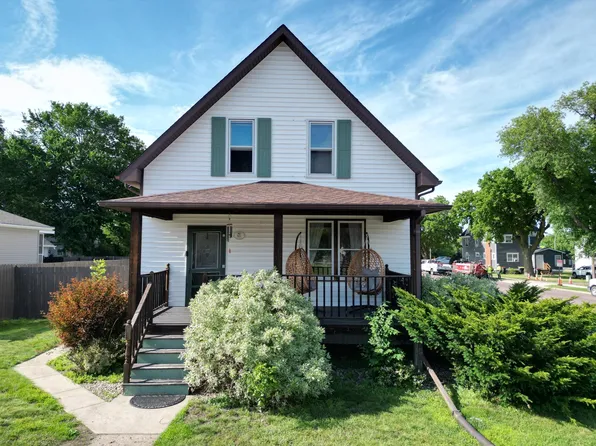 321 E 2nd St, Redwood Falls, MN 56283