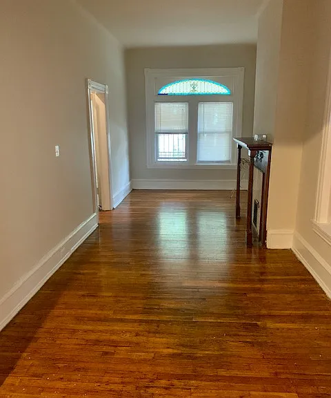 221 Buckingham Pl — Photo 10