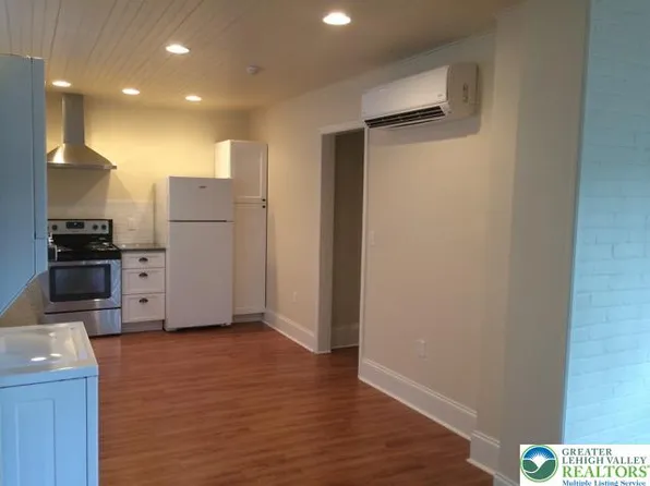 120 Porter St, Easton, PA 18042