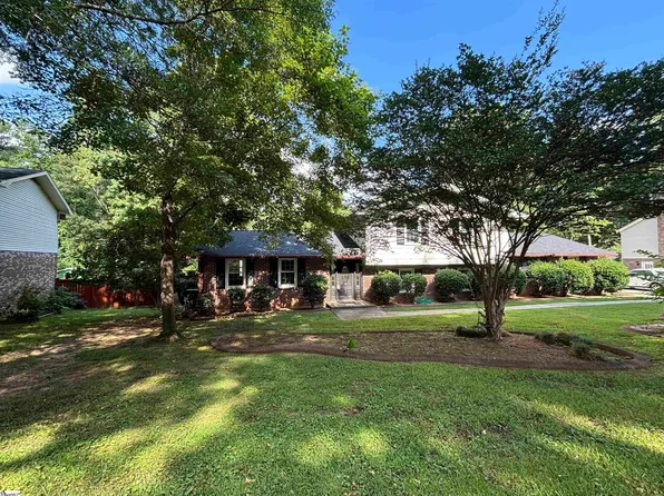 112 Meadowbrook Dr, Mauldin, SC 29662