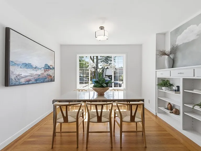 410 Wilton Ave — Photo 4