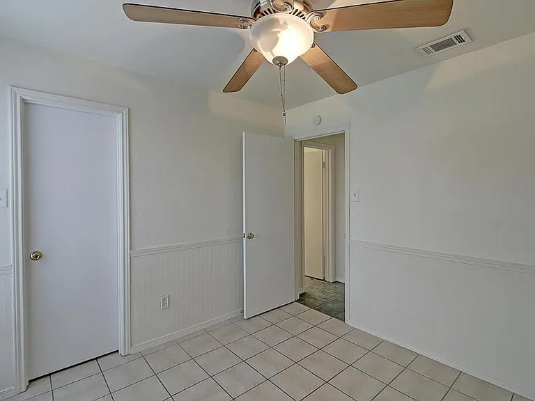 7933 Elk Dr — Photo 45