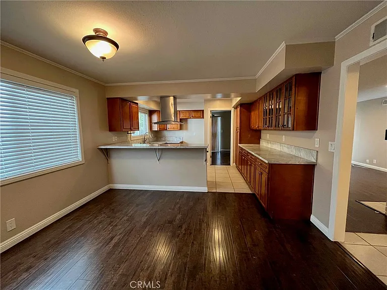 9424 Ethel St — Photo 3