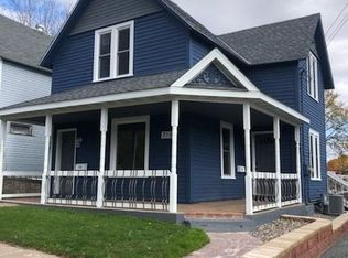 719 Everett St N #B, Stillwater, MN 55082