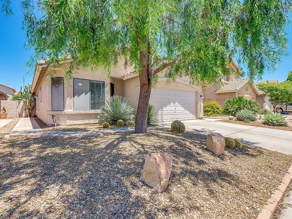 1st image of 3322 E Hononegh Dr
