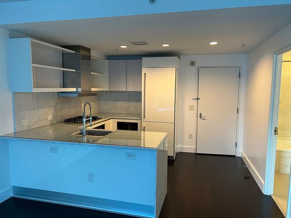 77 Hudson St APT 1601