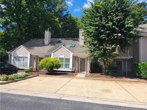 14 Tree Bark Pl, Hampton, VA 23666