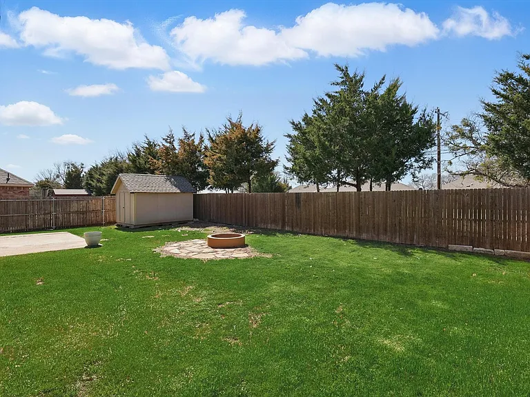 1530 Woodlake Dr — Photo 21